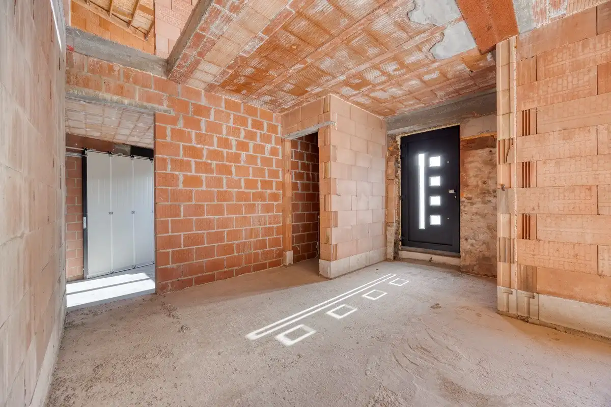 Ruime casco woning foto 6