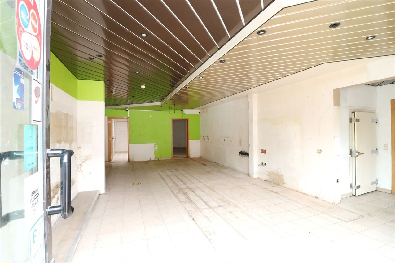 handelszaak met veel mogelijkheden in centrum foto 3