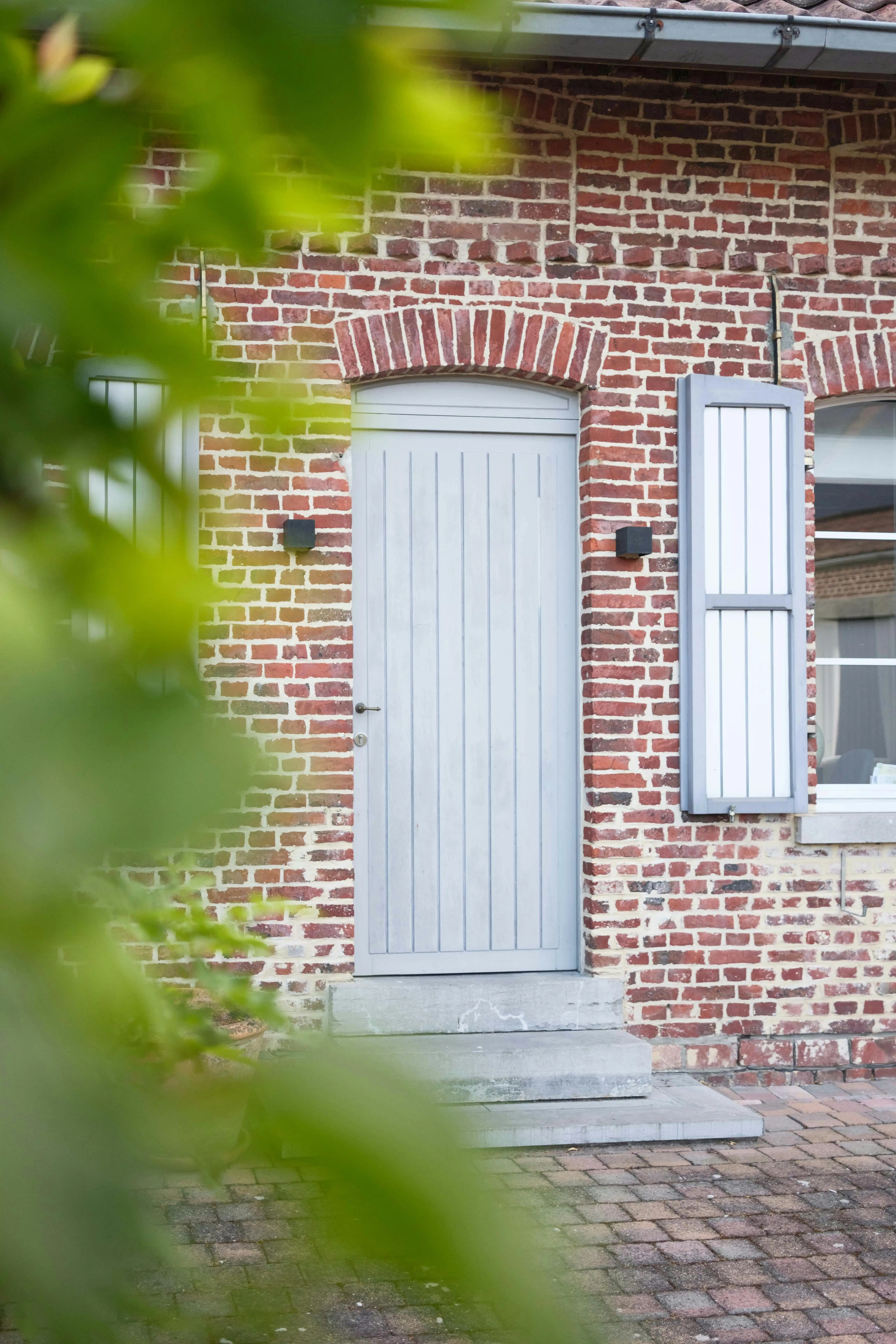 Gerenoveerd huis te koop met grote schuur in Lierde foto 5