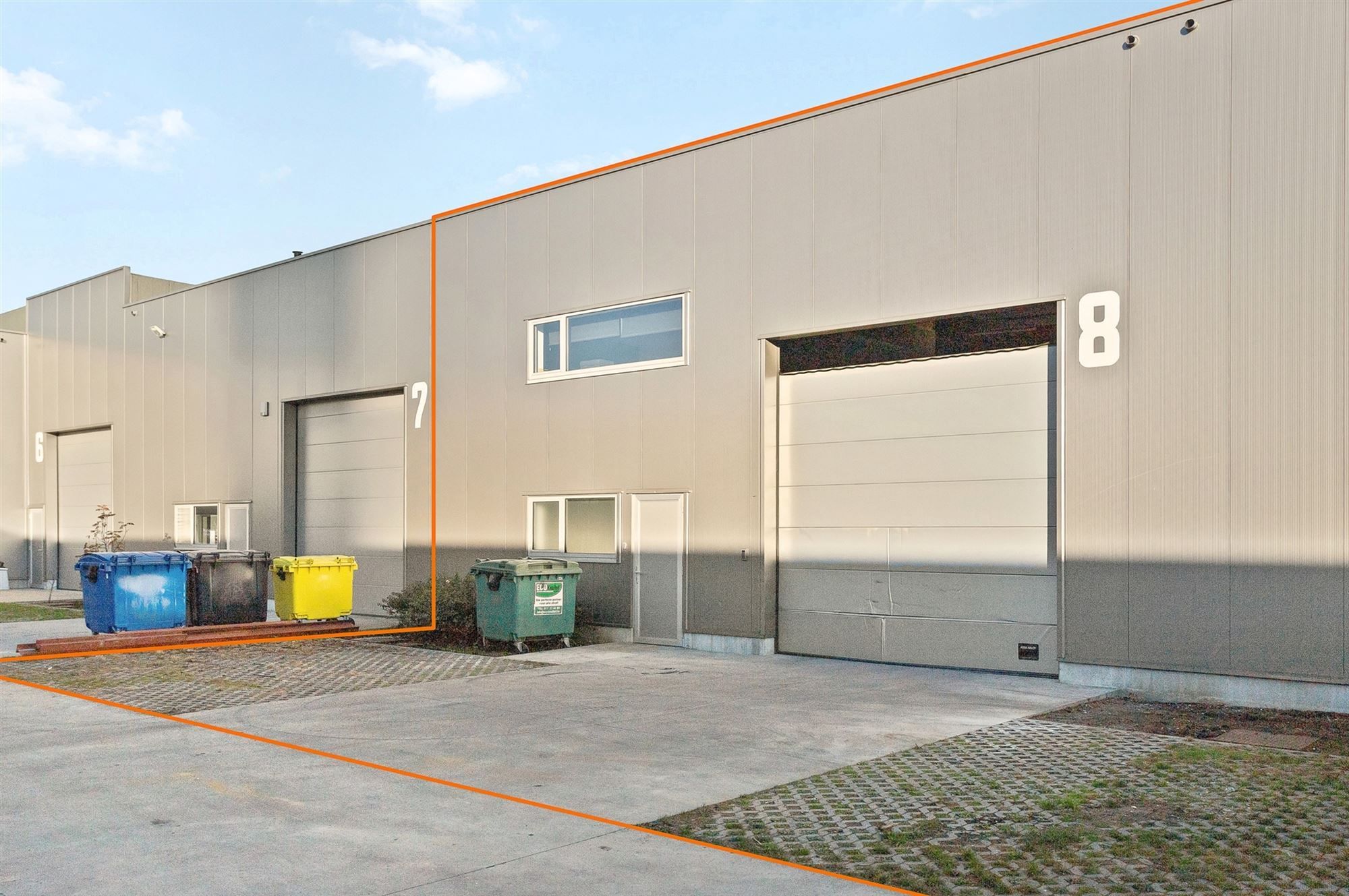 KMO-UNIT VAN 207 M2 MET BUREEL VAN 35M2 OP UITERST CENTRALE EN SNEL TOEGANKELIJKE LOCATIE TE HAM foto 22