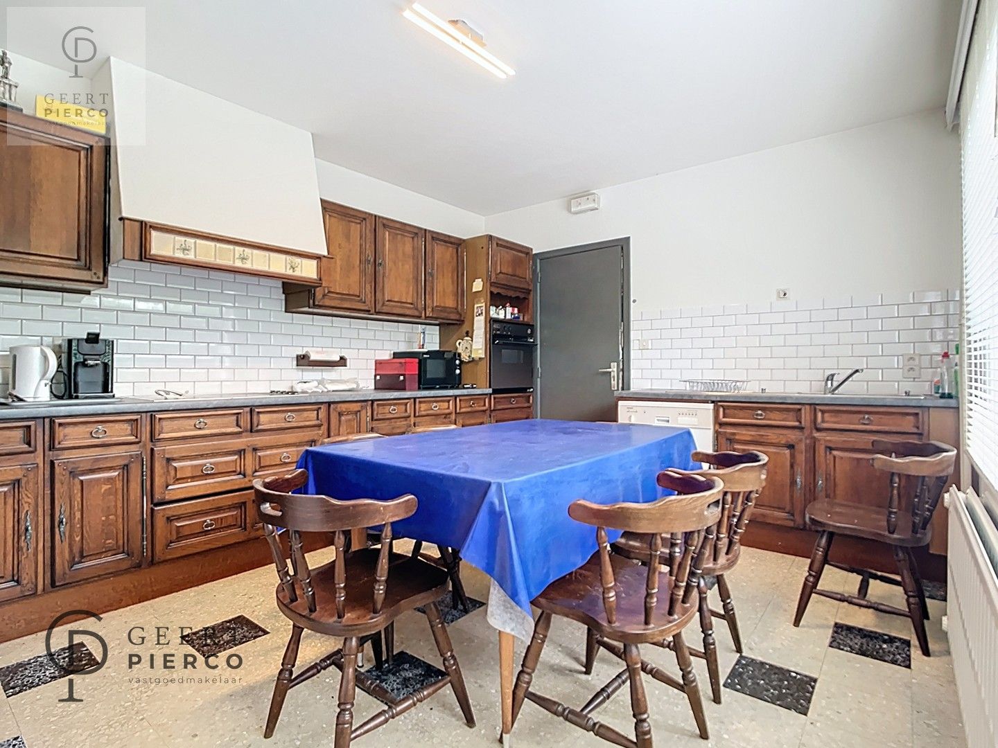 Multifunctioneel pand gelegen op een zeer gunstige locatie. foto 21