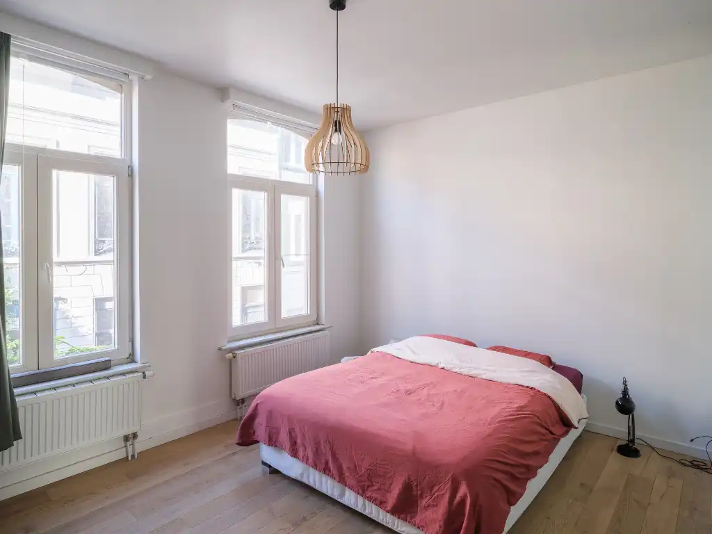 Instapklare stadswoning met tuin en dakterras nabij de Coupure foto 11