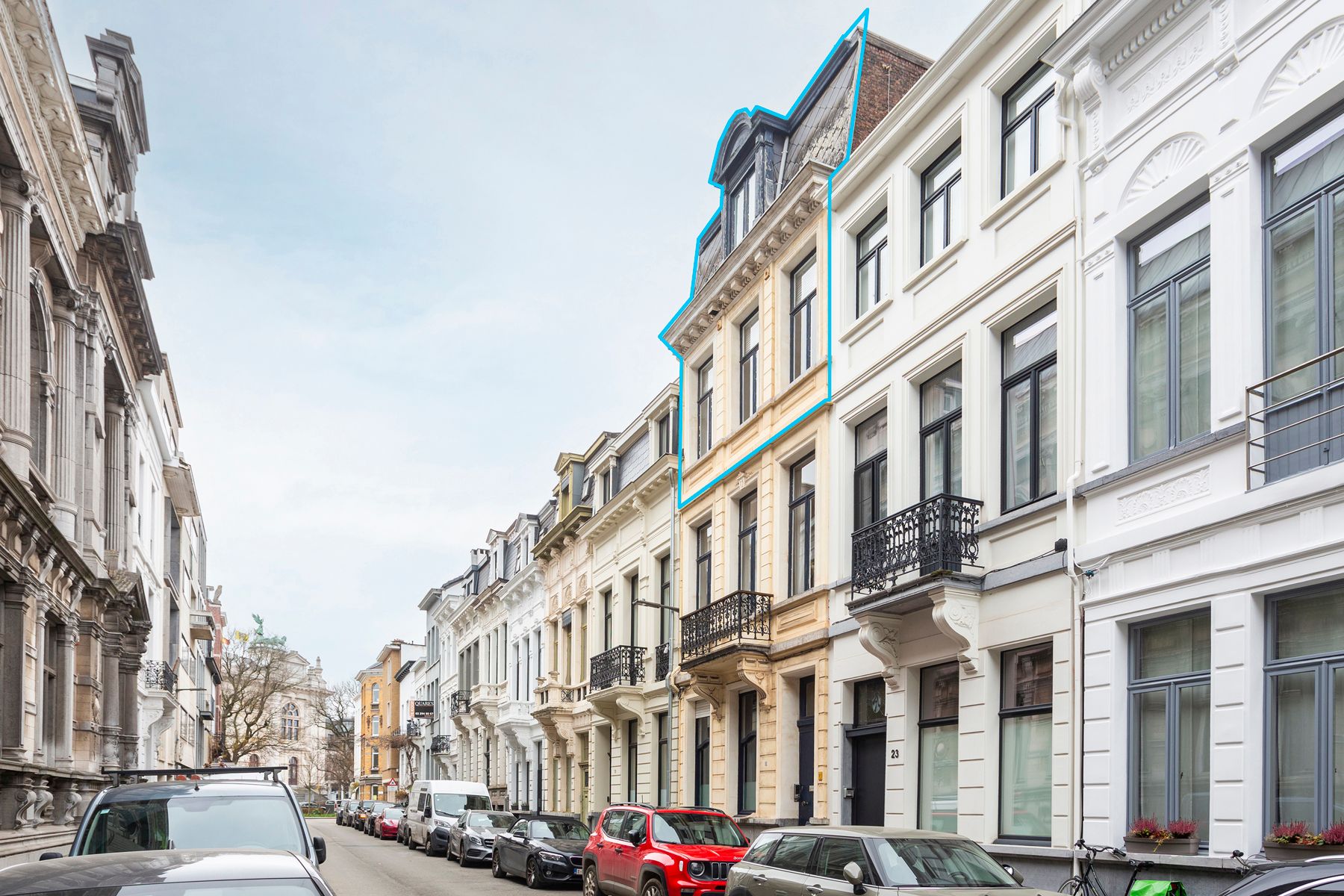 Bemeubelde duplex met ruim terras op ’t Zuid foto {{pictureIndex}}