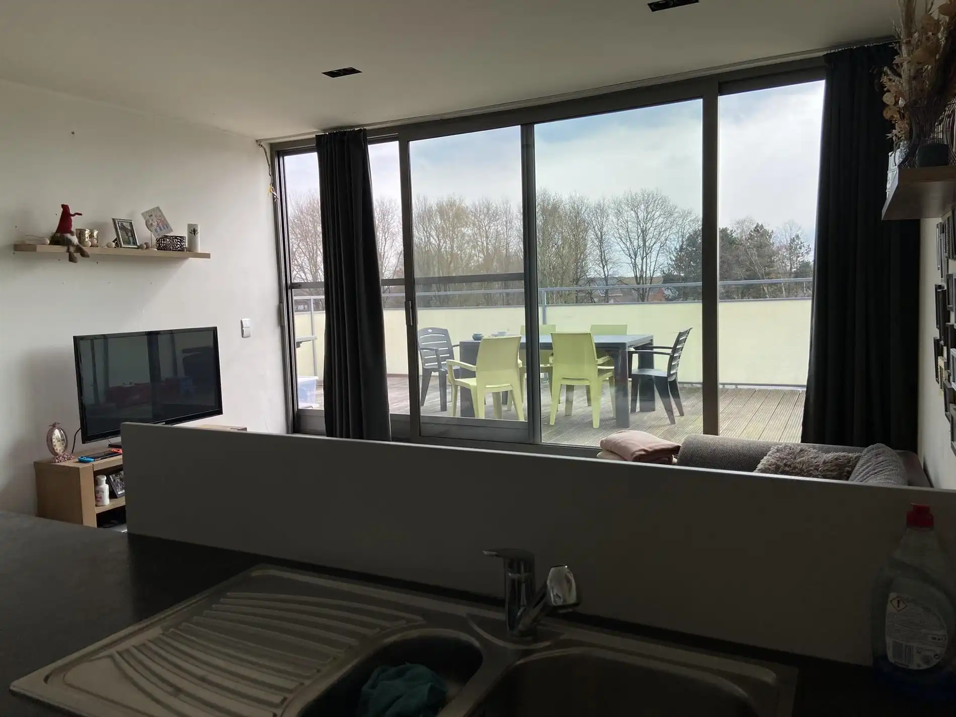 Appartement met 1 slaapkamer en zeer ruim (30m²) terras te St.-Jozef-Olen ! foto 8