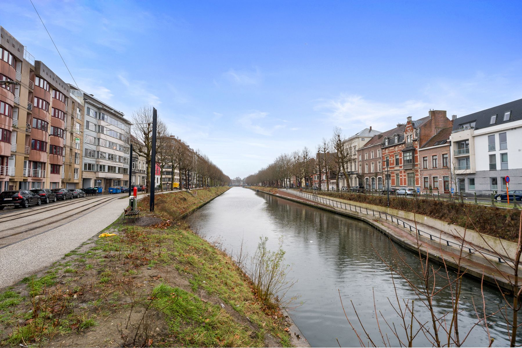 Hoekstudio met panoramisch zicht op de Coupure foto 6