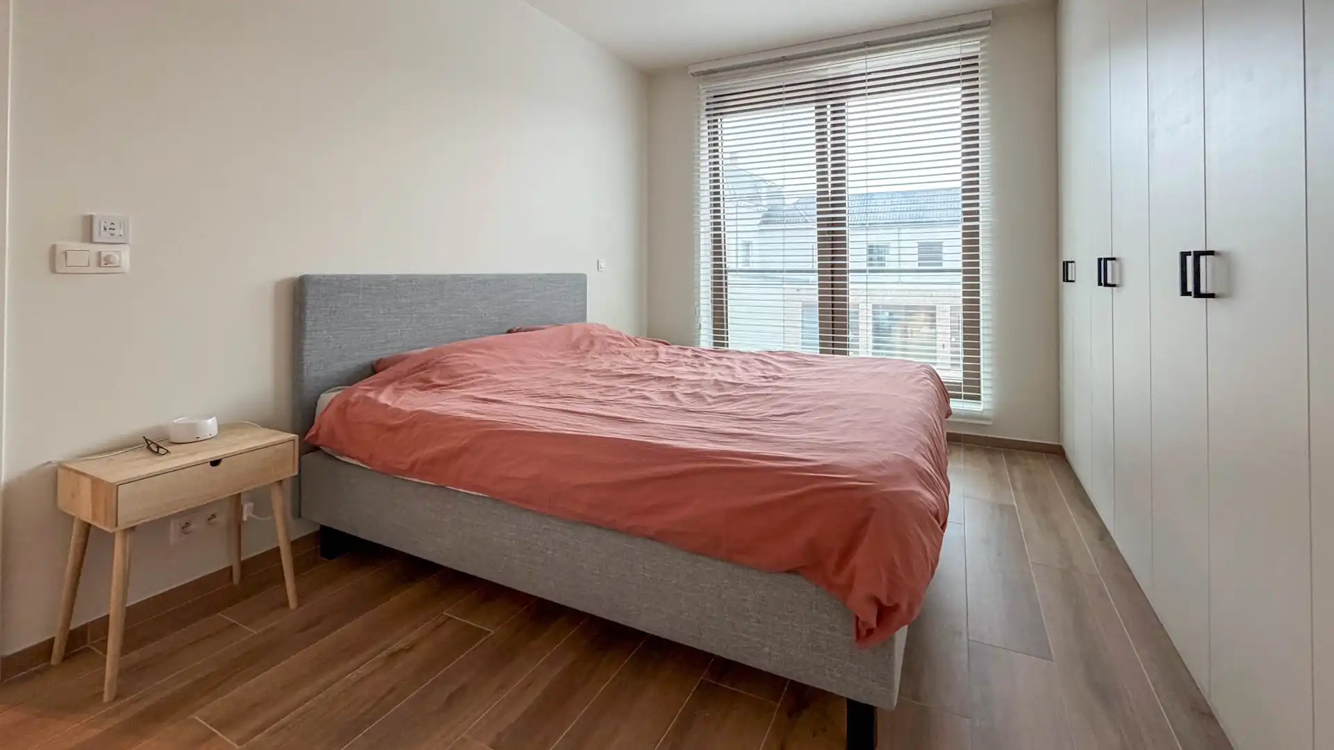 Stijlvol afgewerkt appartement met open zichten, zuidgericht terras, autostaanplaats en berging foto 15