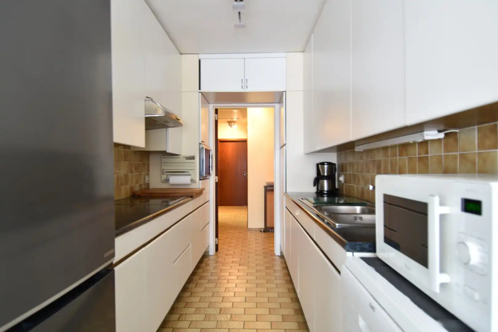 Verzorgd appartement met 2 slaapkamers én garage te Heule foto 5
