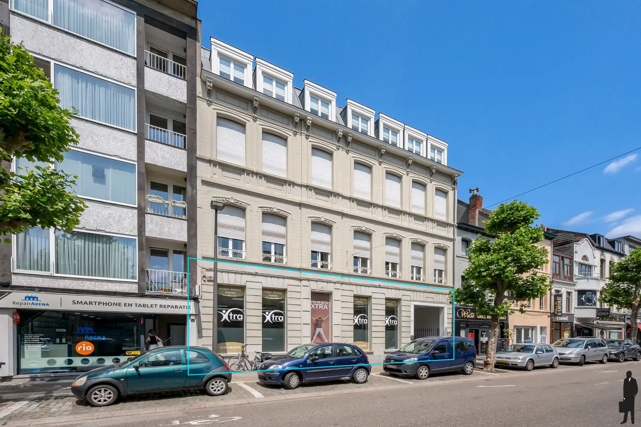 Handelspand/kantoorruimte ca. 228m² met twee staanplaatsen foto {{pictureIndex}}