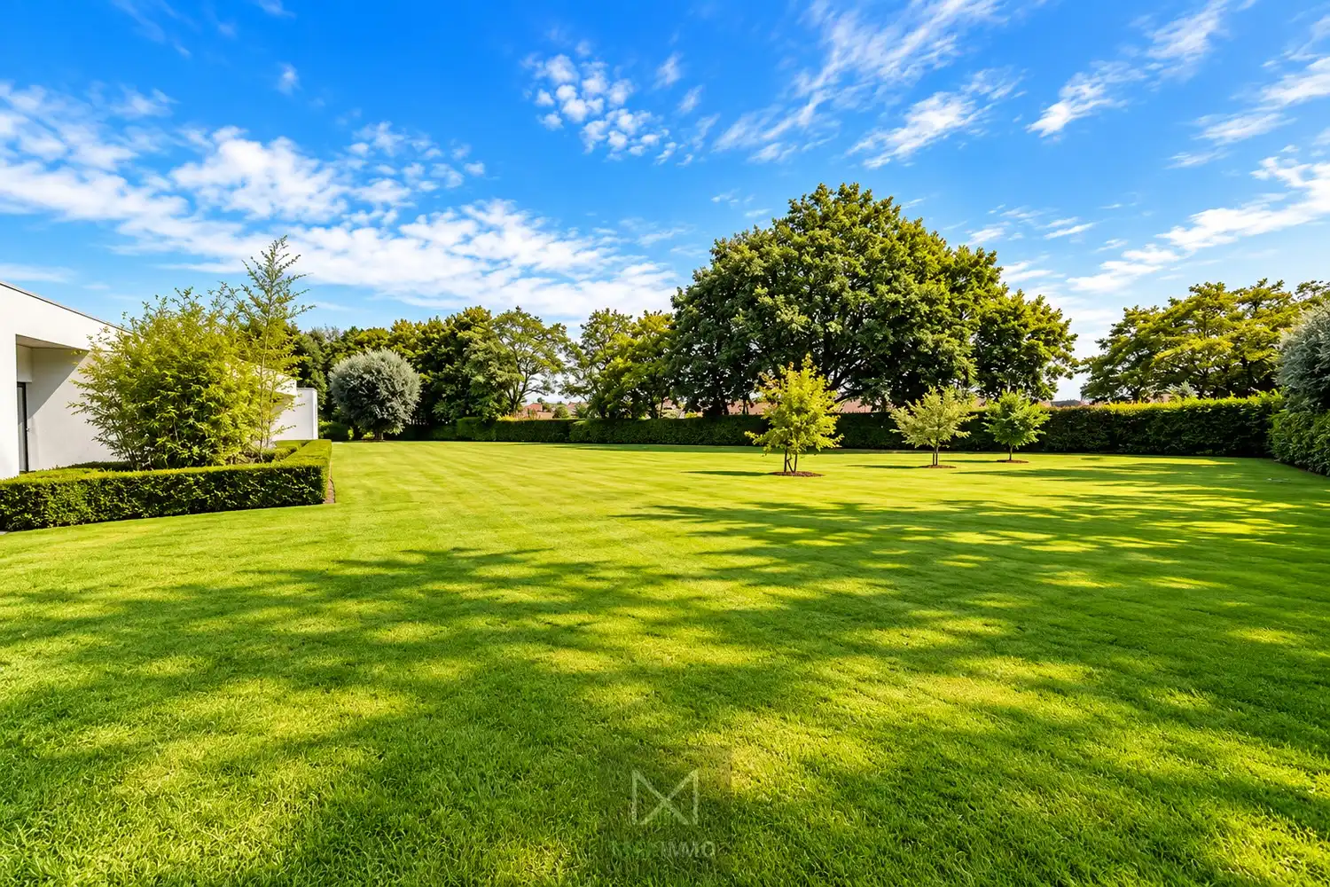 Luxevilla op 2 hectare met zwembad, loods en zicht op de Kemmelberg foto 10