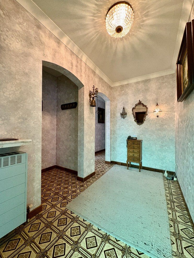 Gelijkvloerse villa op 614 m² met 3 slks en een inpandige garage. foto 15