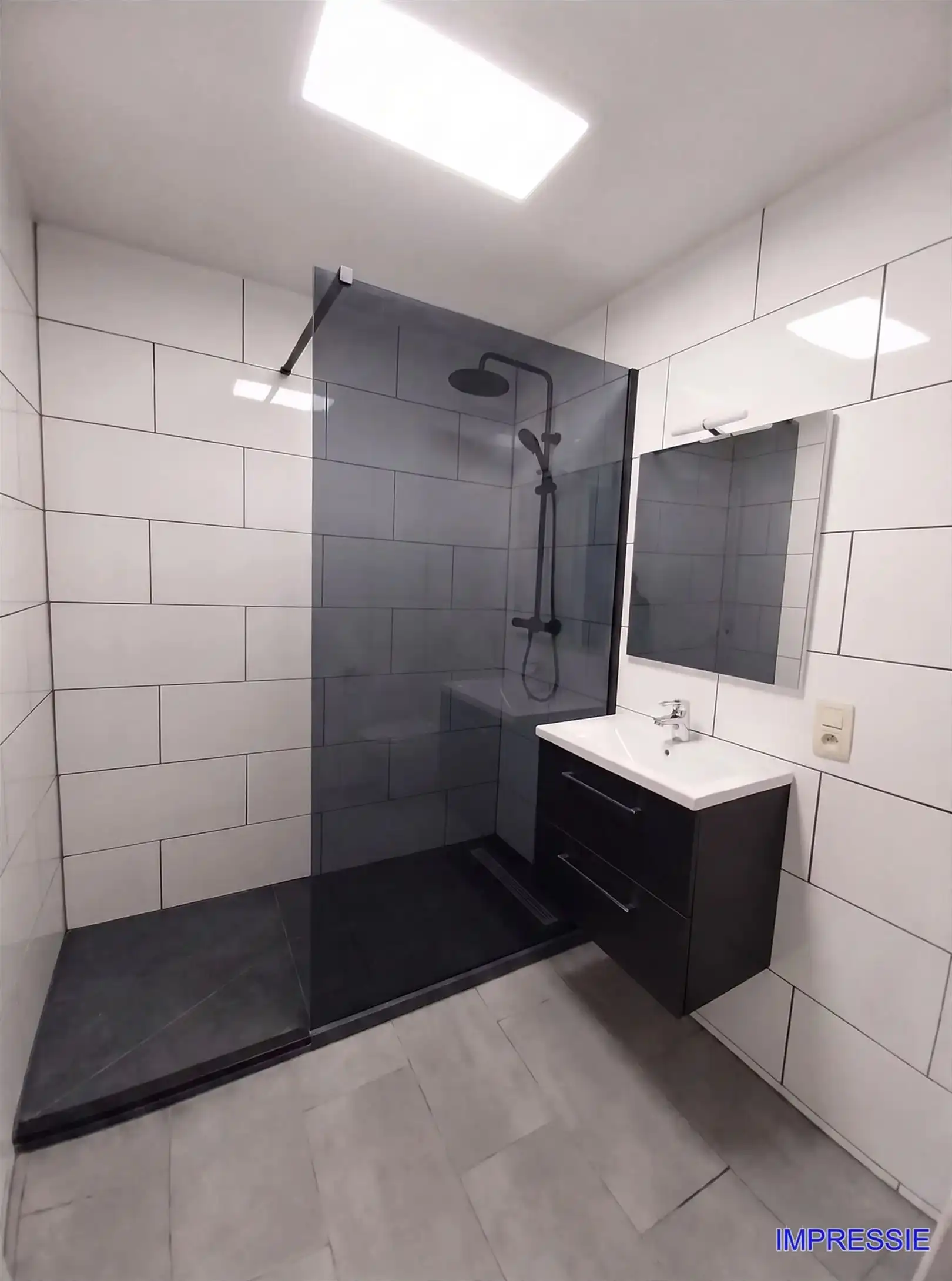 TE HUUR: Appartement met 2 slaapkamers en terras te Beverlo! foto 12