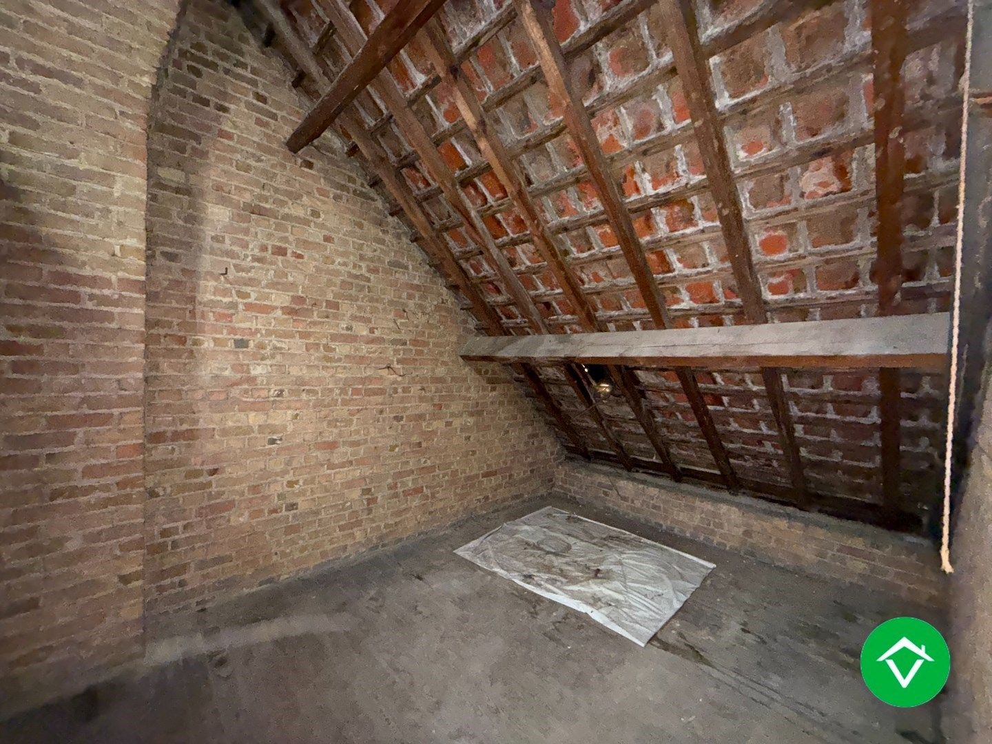Rijwoning met 3 slaapkamers en tuin op centrale ligging te Roeselare foto 19