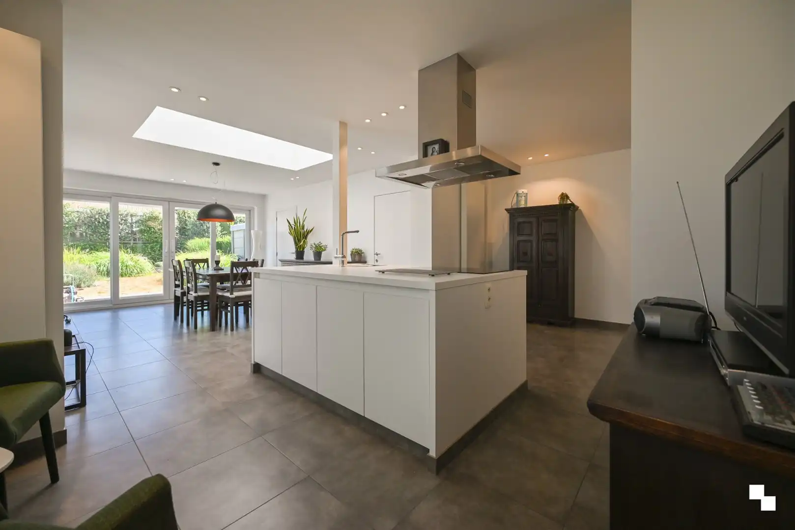 Zeer verzorgde eengezinswoning met drie slaapkamers en garage foto 5