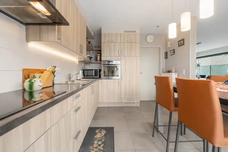 Torhout -  Instapklare woning op rustige locatie foto 6