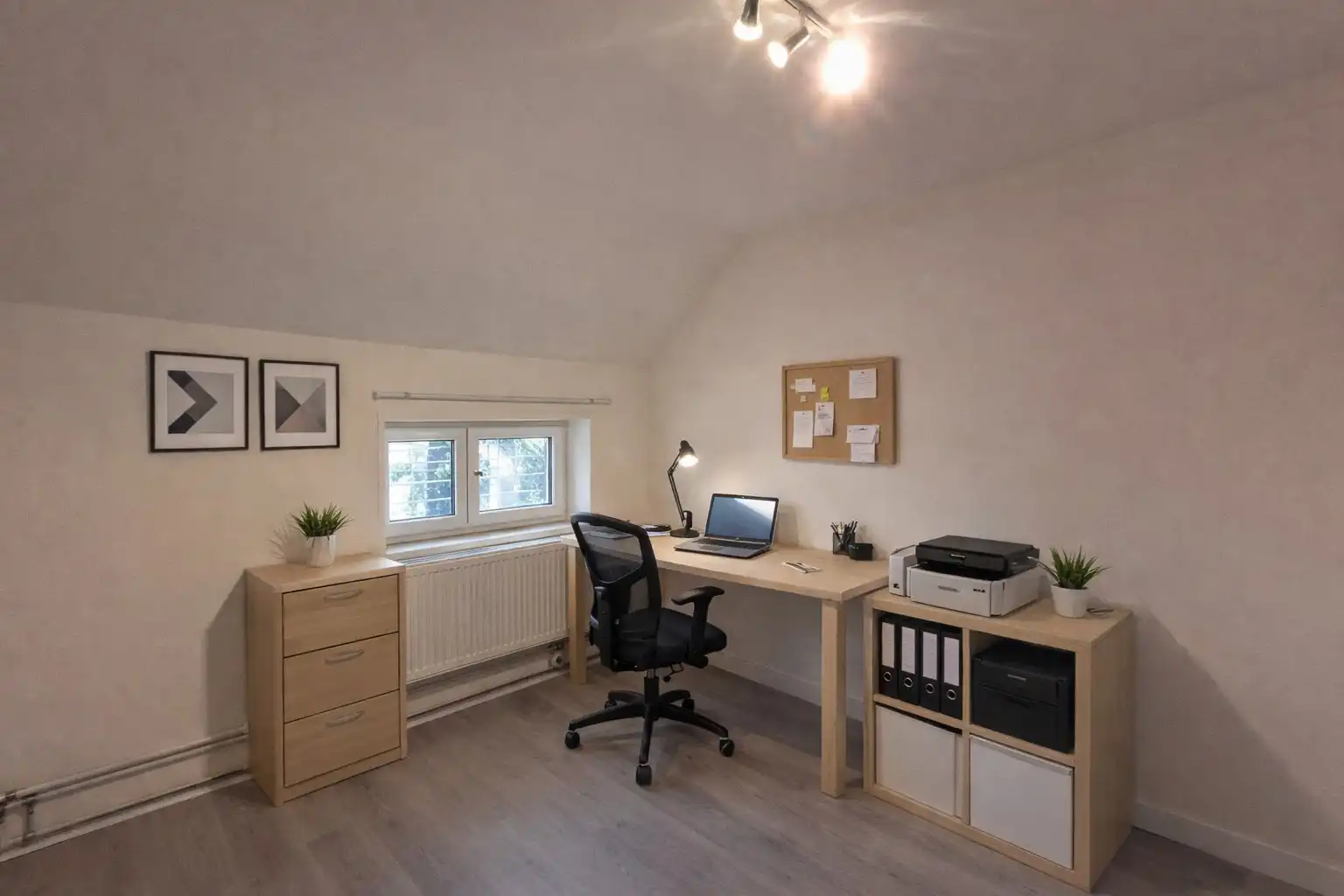 GERENOVEERDE WONING MET 3 SLAAPKAMERS EN TUIN IN HARTJE TIELT foto 11