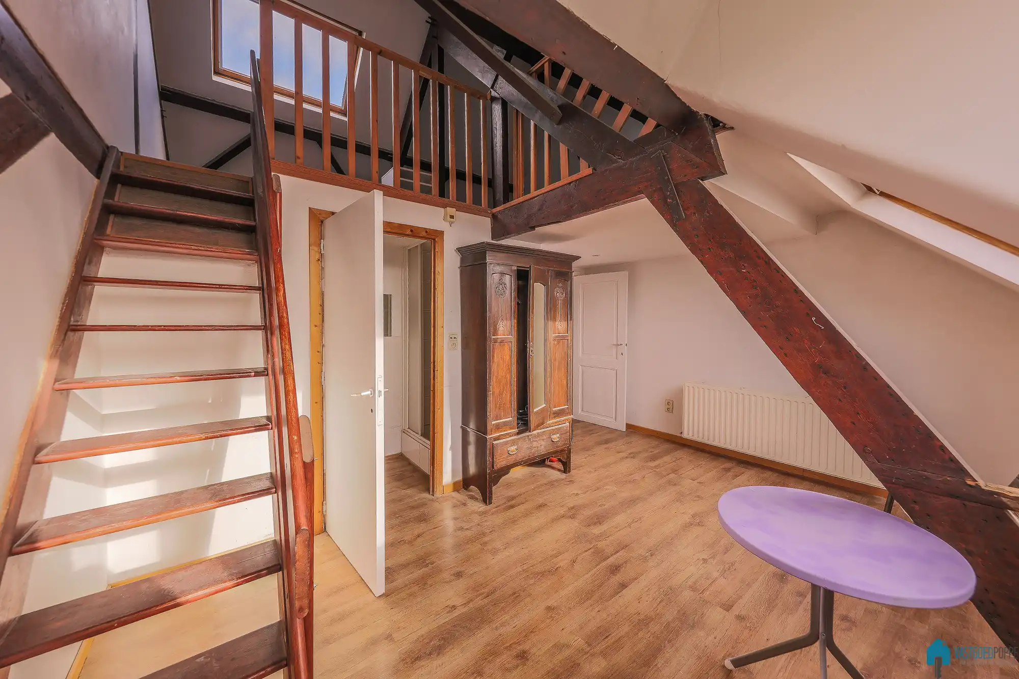 Ruim herenhuis met tuin en garage foto 26