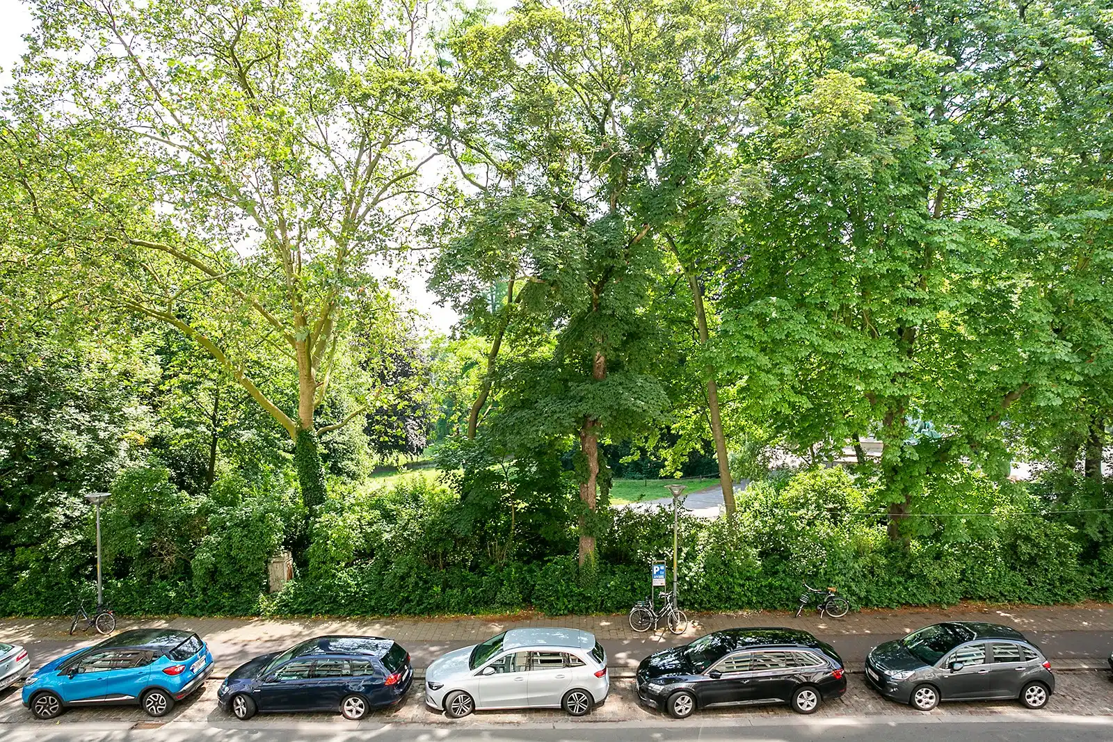 Ruimte en luxe met zicht op het stadspark! foto 15