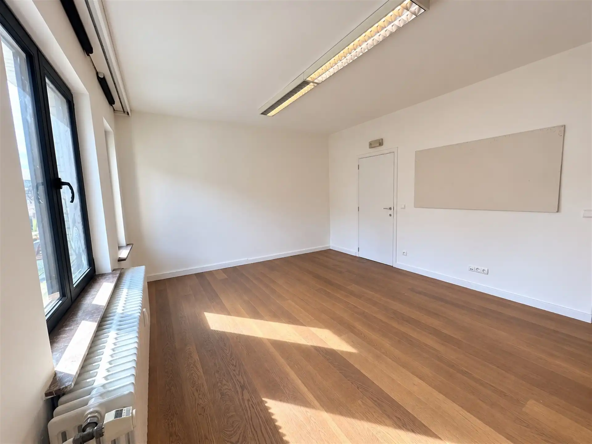 Ideaal bereikbare kantoorruimte met goede visibiliteit te Leuven. foto 5