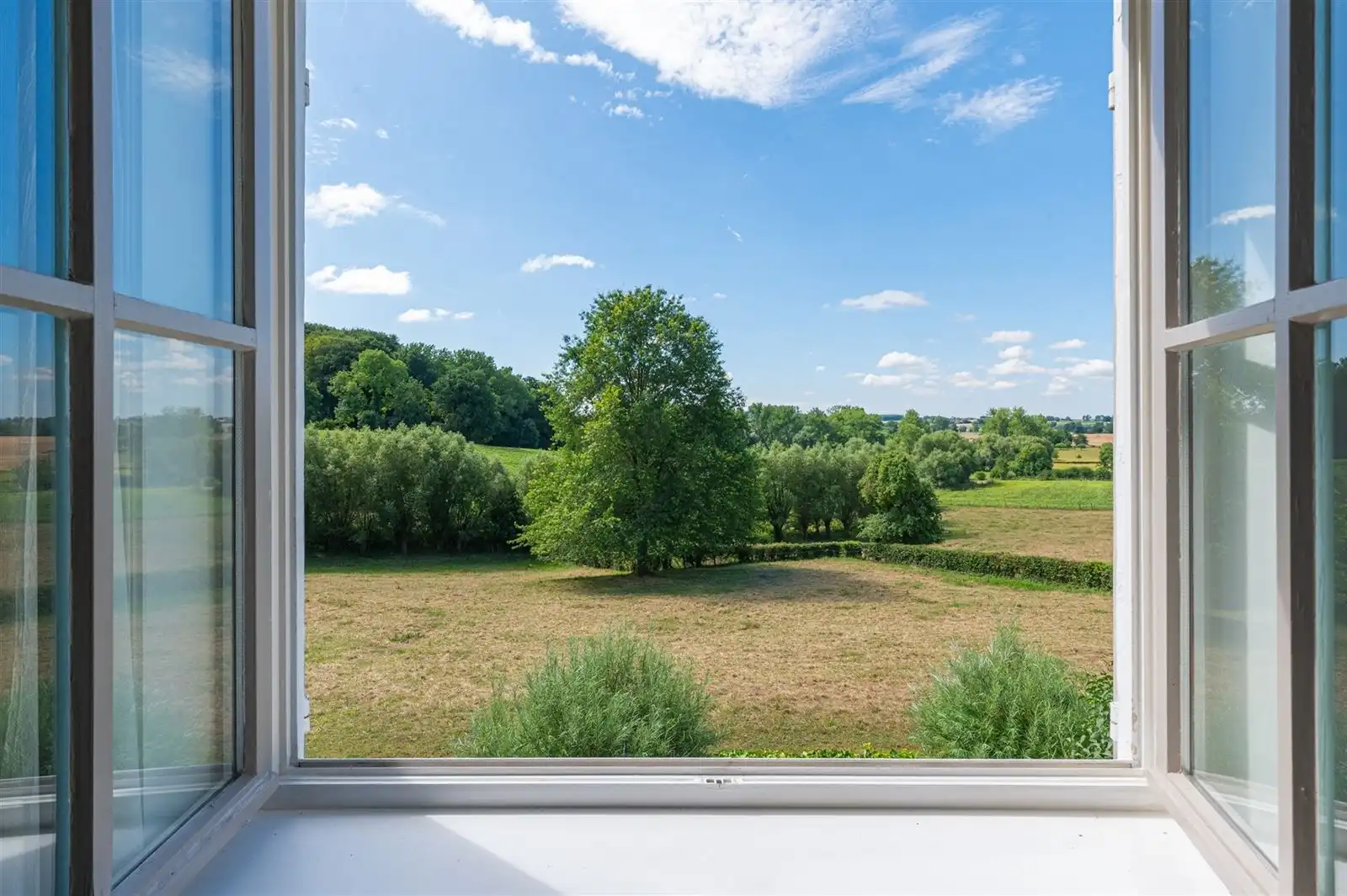 Landhuis met tuin en weide op +/-  78are foto 31