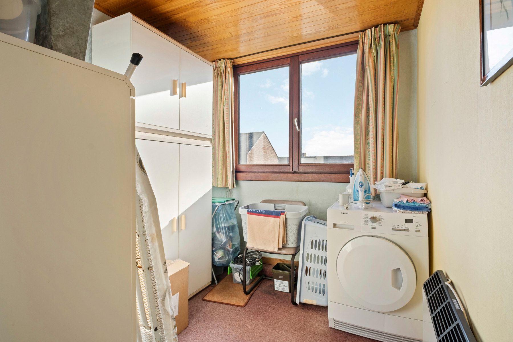 Huis met kantoorruimte te St. Kruis foto 15