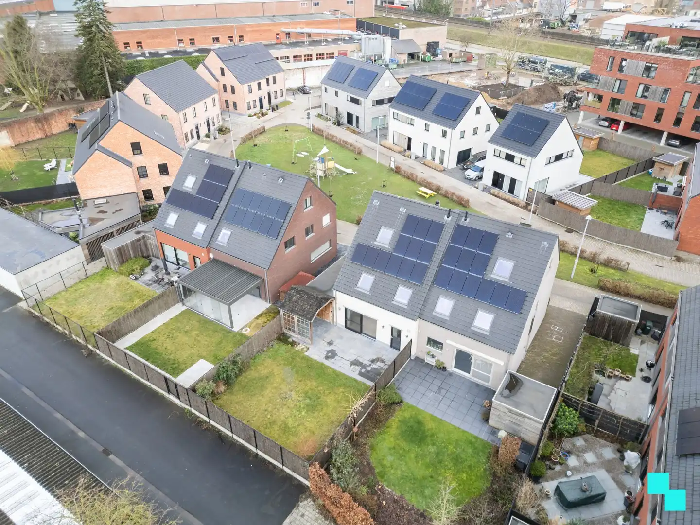 Recente HOB met 4 slpks op toplocatie - Roeselare foto 3