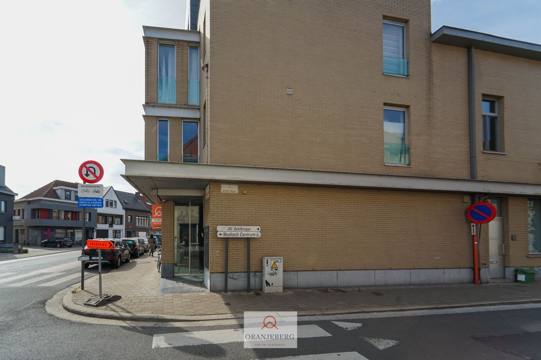 Volledig gerenoveerde winkelruimte + atelier met garage te huur in Gentbrugge foto 23