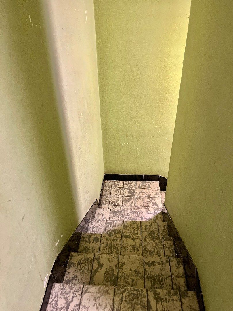 Verhuurde studio (31m²)met open zicht op het station foto 16