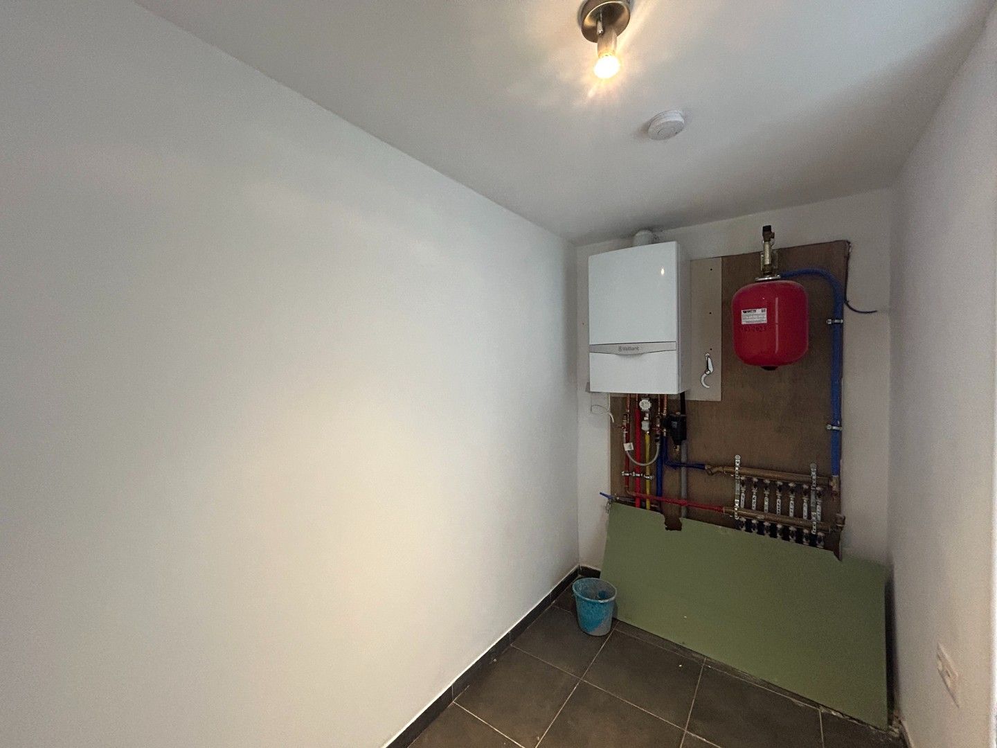 Instapklare woning met 3 kamers in het centrum van Meulebeke (Tielt)! foto 9