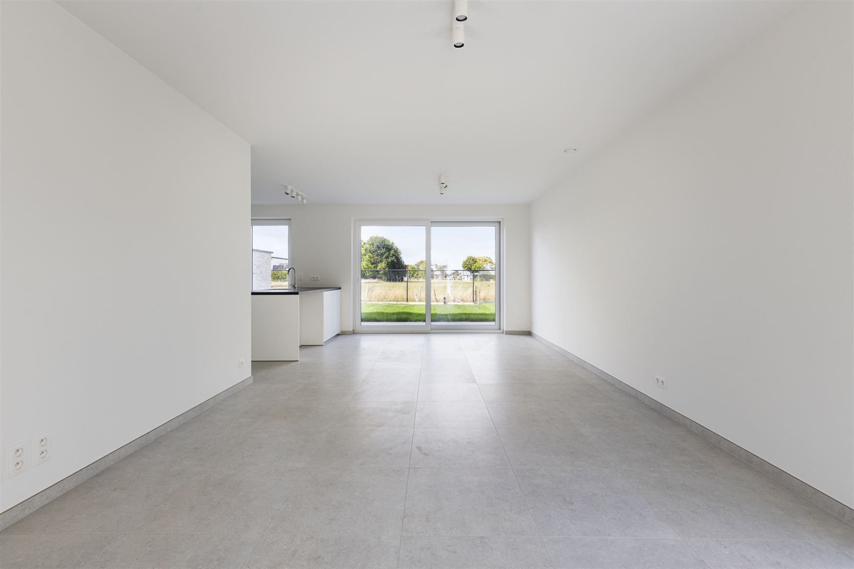 Stijlvolle nieuwbouwwoning foto 3