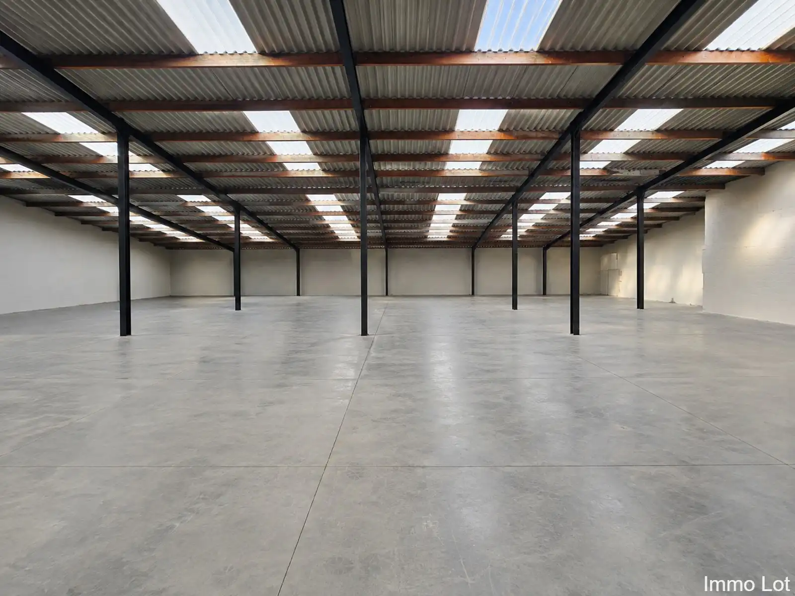 Ruim magazijn van 990 m² met flexibele huurmogelijkheden foto 6