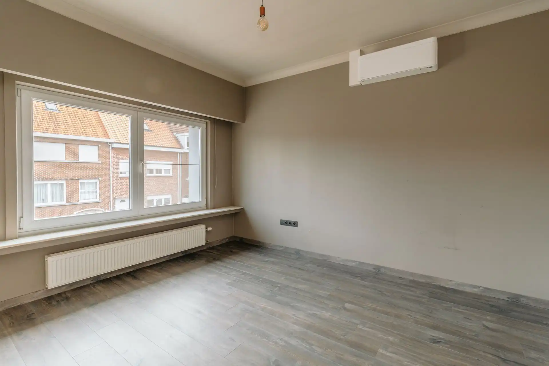 Unieke woning met magazijn in Boom foto 21