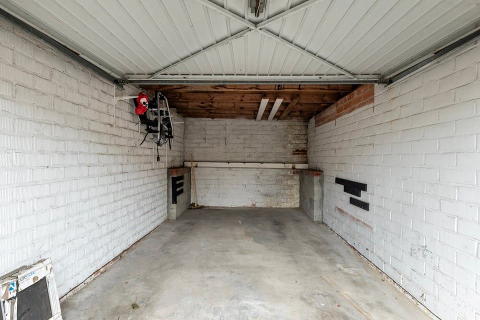 ENERGIEZUINIGE GEZINSWONING MET GARAGE VLAKBIJ HET CENTRUM VAN SINT-TRUIDEN foto 30