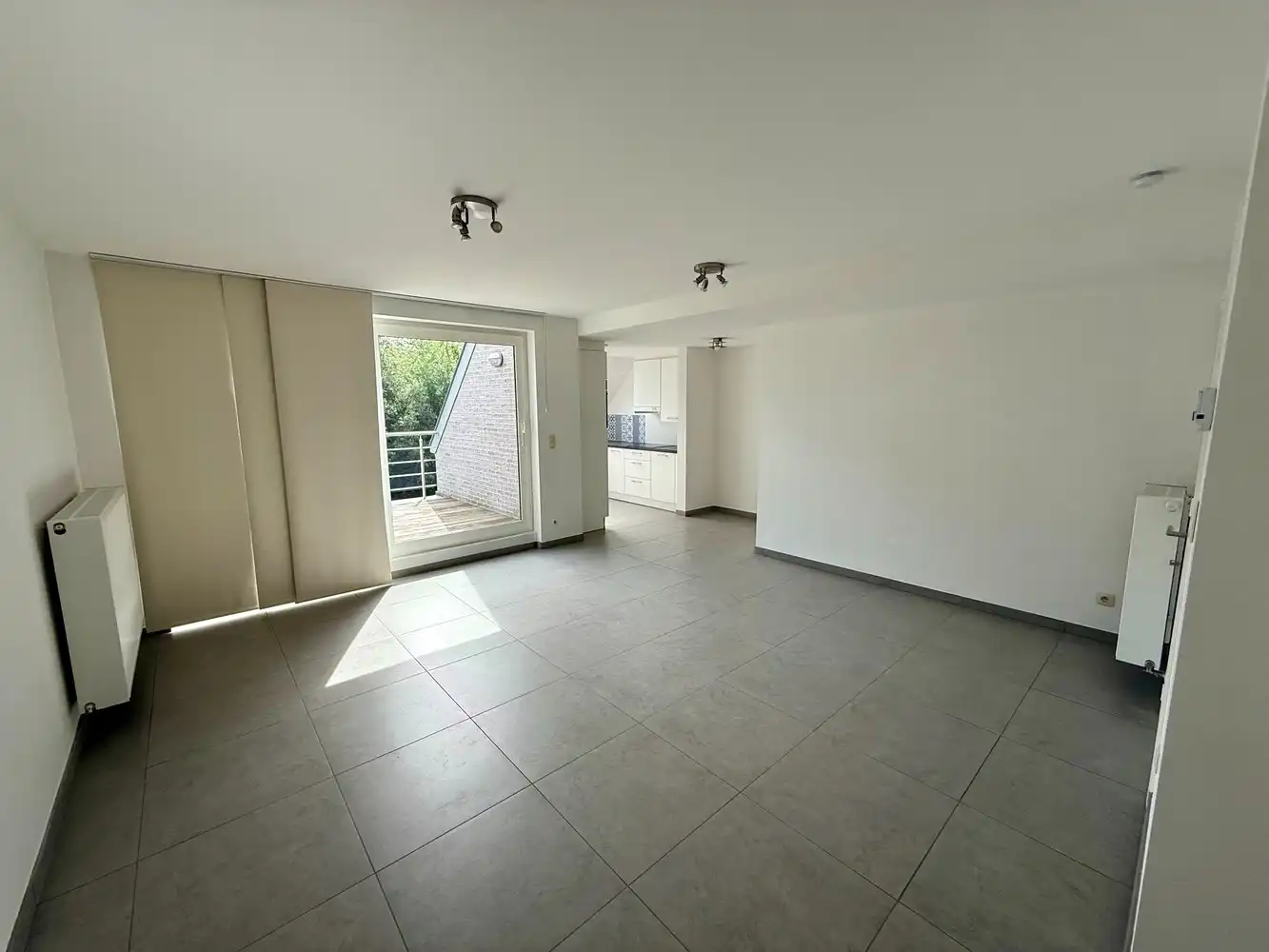 Appartement met 2 slaapkamers, terras én garagebox! foto 4