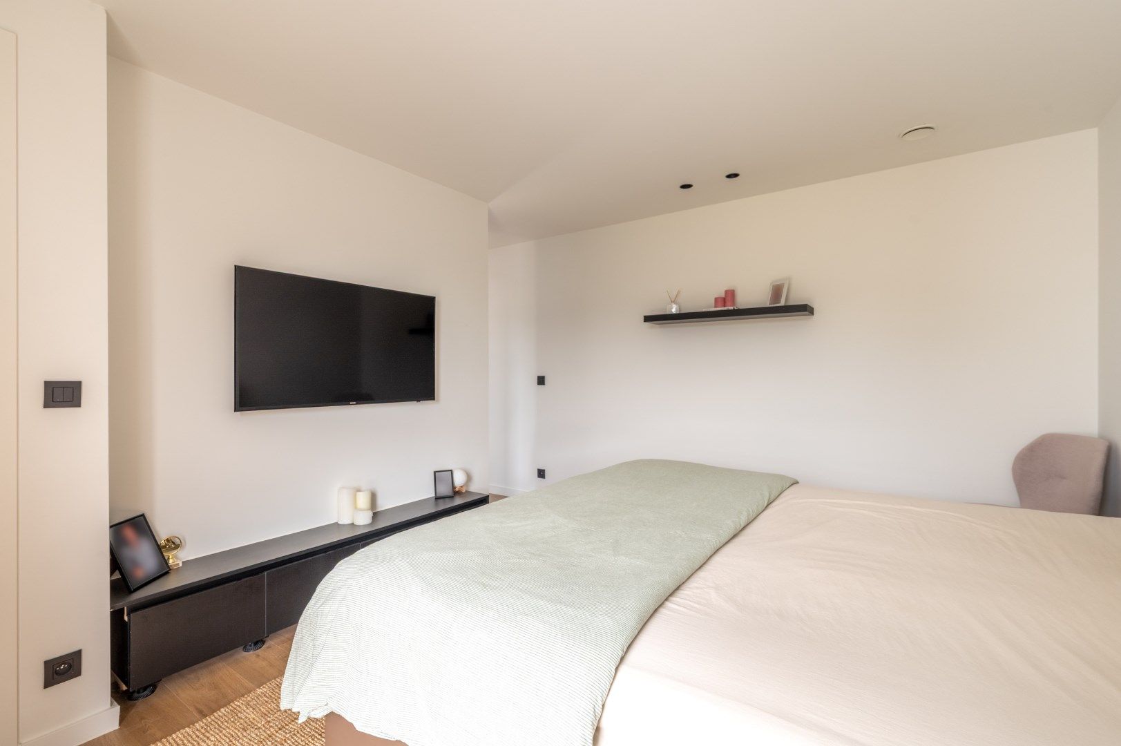 Luxueus afgewerkte alleenstaande woning op 481 m² foto 32