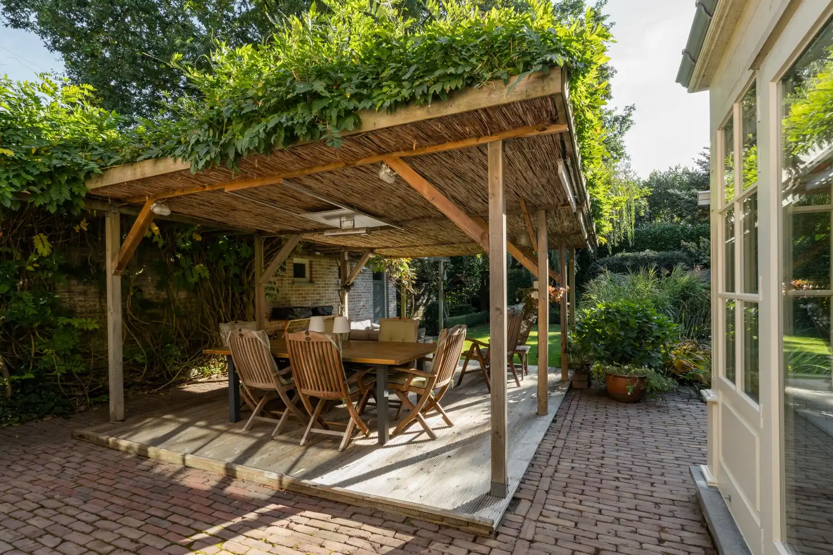 Charmante & sfeervolle, instapklare, energiecorrecte (EPC B) villa-landhuis met 6 slaapkamers, 3 badkamers, bureau én dubbele garage. foto 59