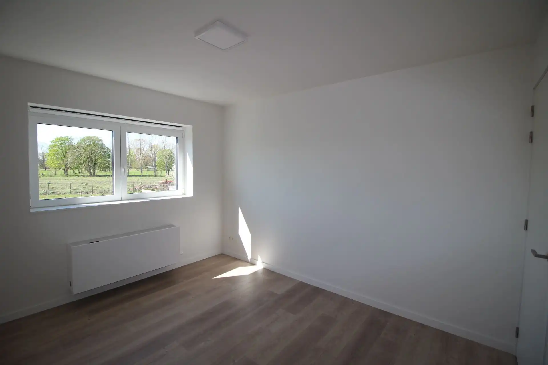 Woning, 3 slpks, voorzien van de nieuwste technieken. foto 18