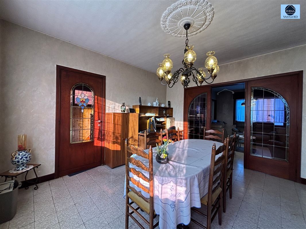 SOLIDE TE RENOVEREN WONING MET 3 SLAAPKAMERS, GARAGE EN TUIN foto 2