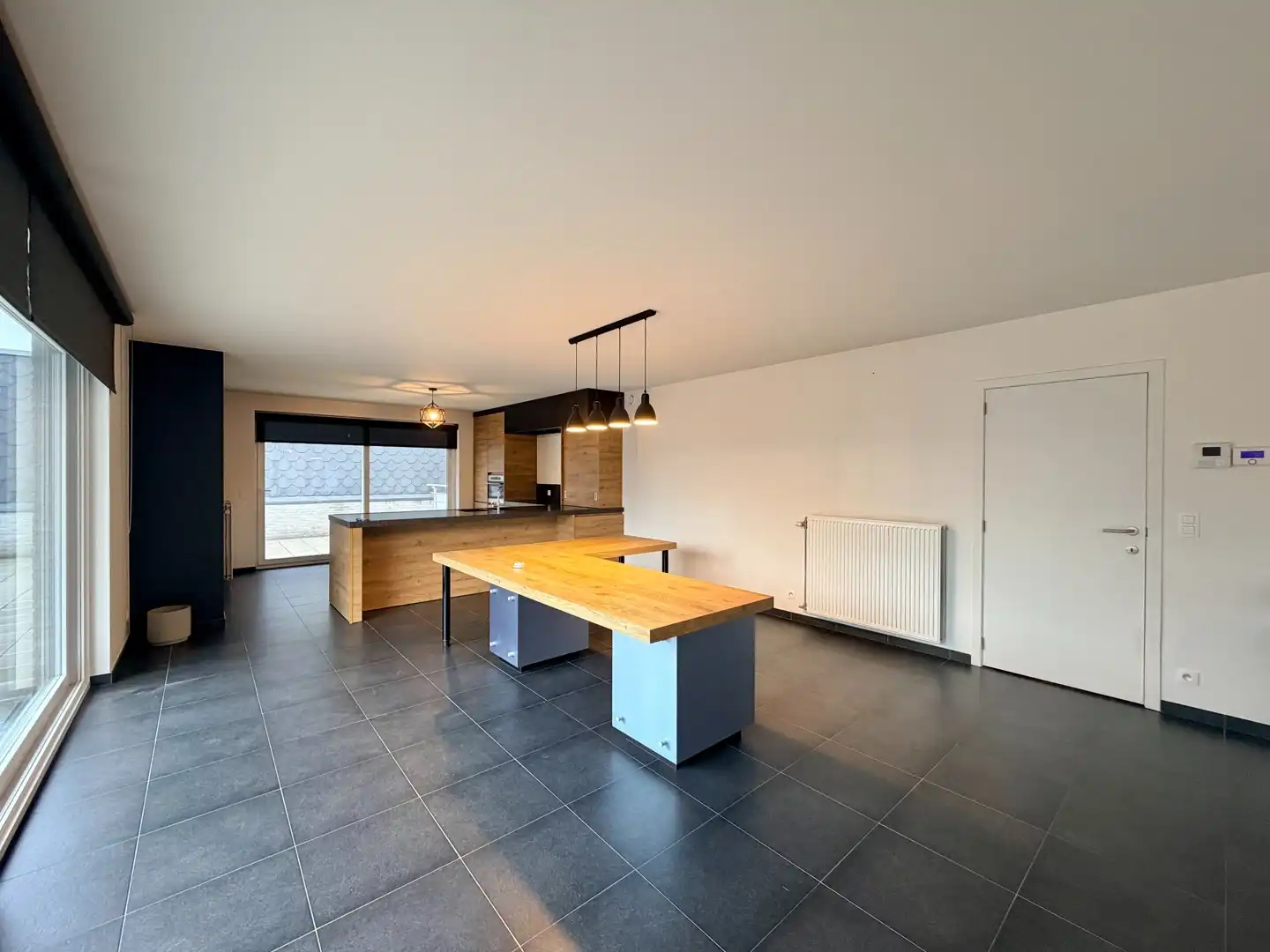 Recent appartement op de Grote Markt van Wevelgem! foto 5