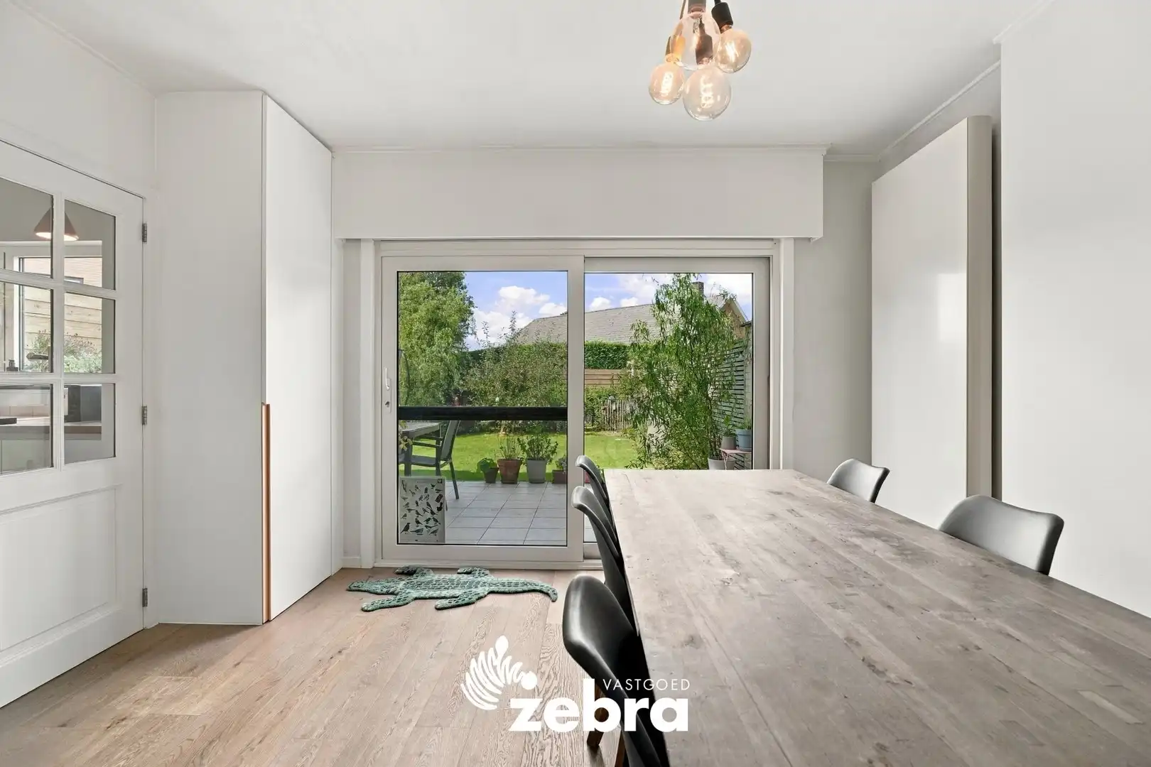 Instapklare woning met 3 slaapkamers in de Europawijk te Tielt! foto 5