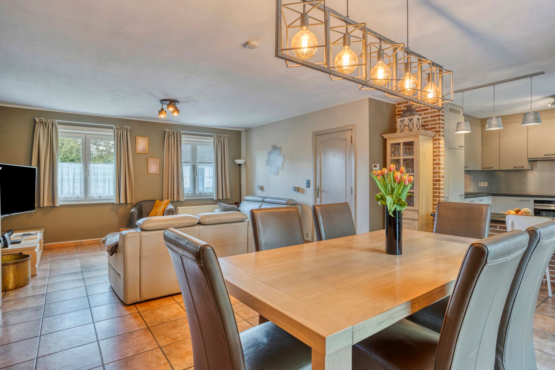 Charmante energiezuinige woning met grote tuin te Saintes foto 9