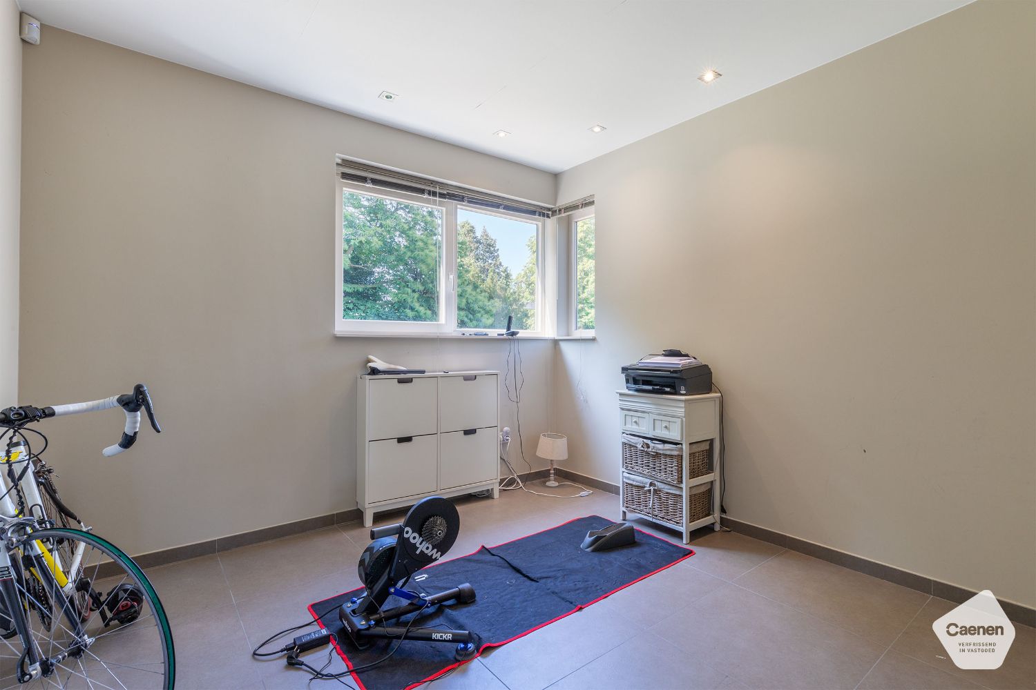 STIJLVOLLE HALF-OPEN WONING MET 5 SLAAPKAMERS en EEN PRACHTIGE TUIN OP EEN PERCEEL VAN 918 m² foto 14