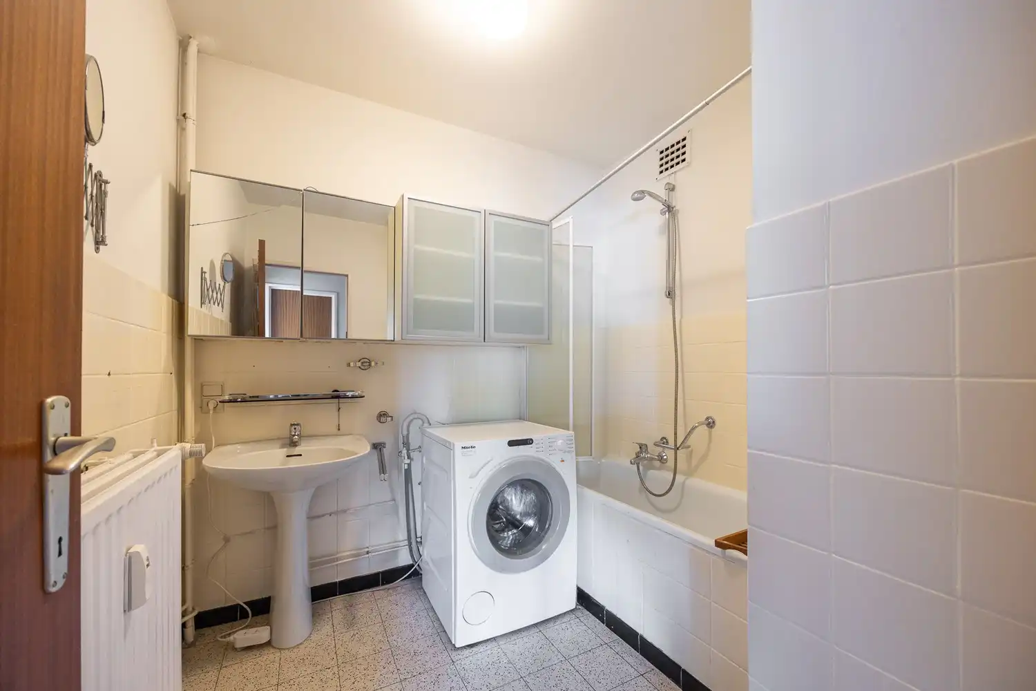 Ruim appartement 101 m² op de Fruithoflaan foto 13