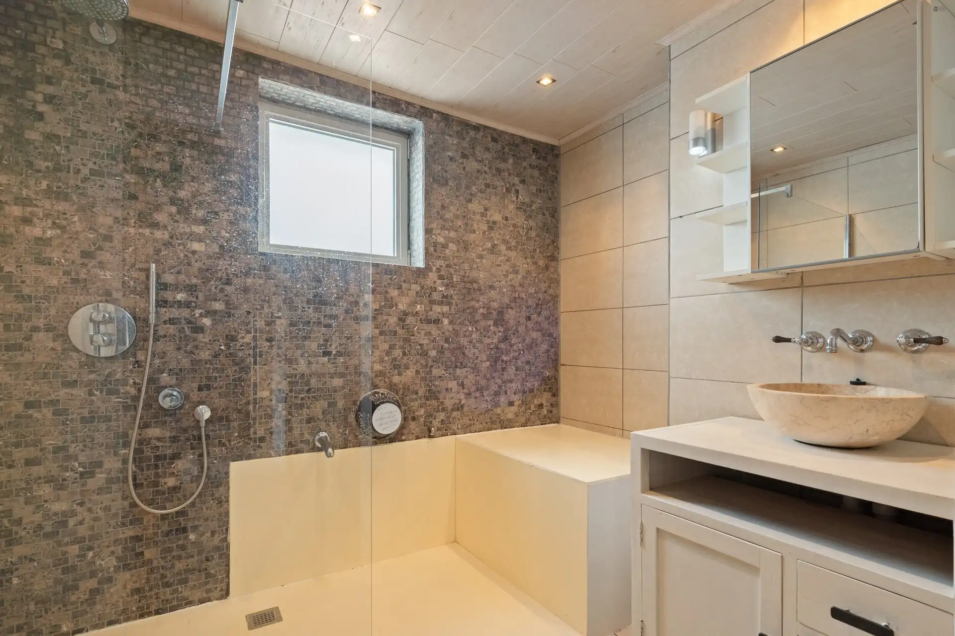 Dakappartement met garagebox te Lokeren foto 10