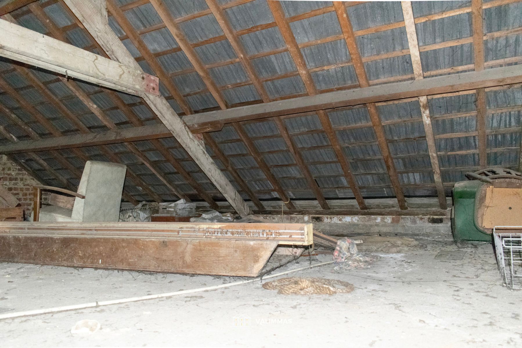 Ruime woning mt bijgebouwen & atelier (achteraan bereikbaar) foto 21