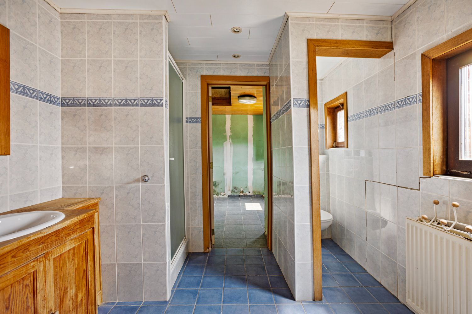 CHARMEVOLLE TE RENOVEREN VRIJSTAANDE WONING met VEEL MOGELIJKHEDEN op perceel van 835 m² foto 10