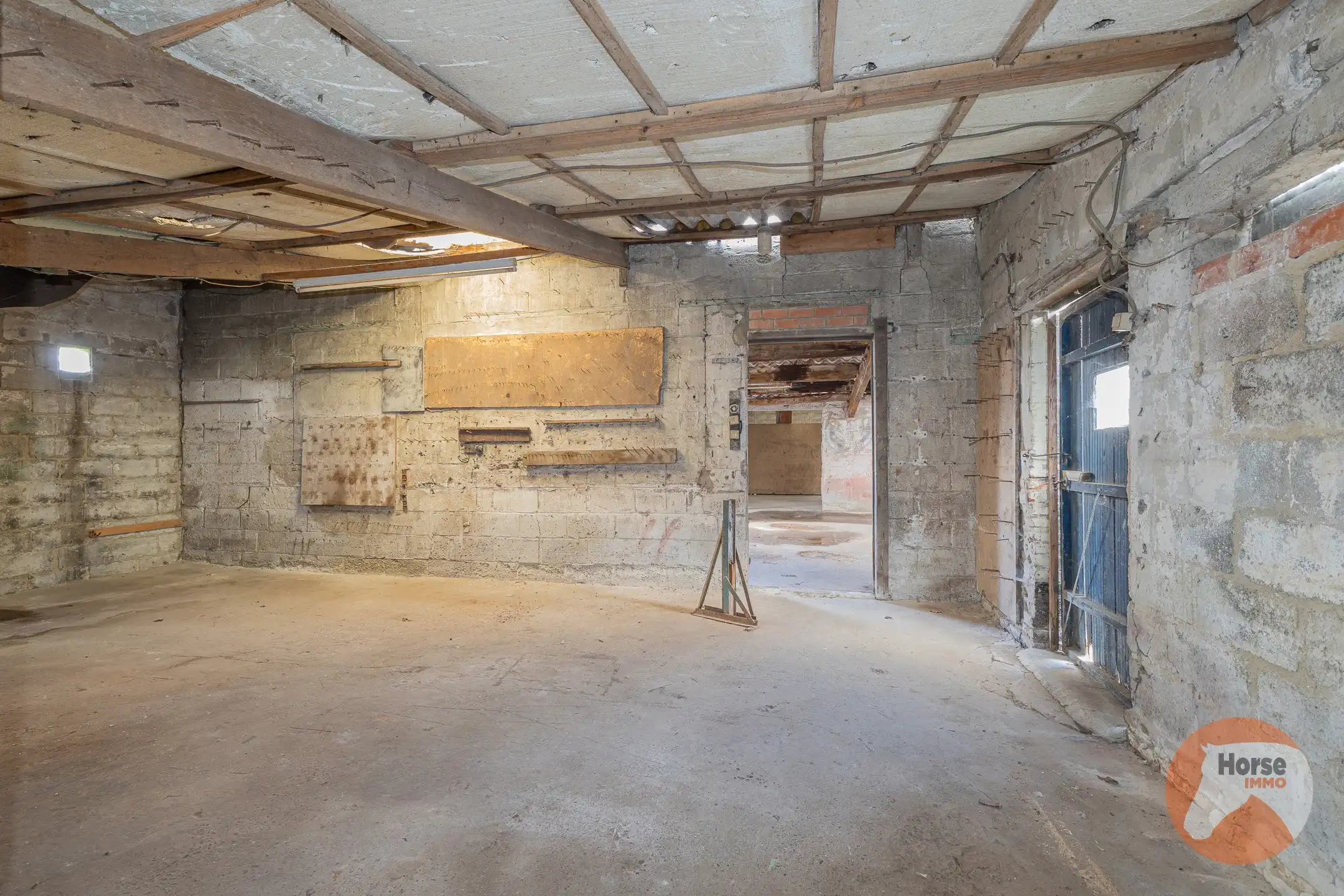 HOFSTADE - Charmante gelegen woning met bijgebouwen en weide foto 17