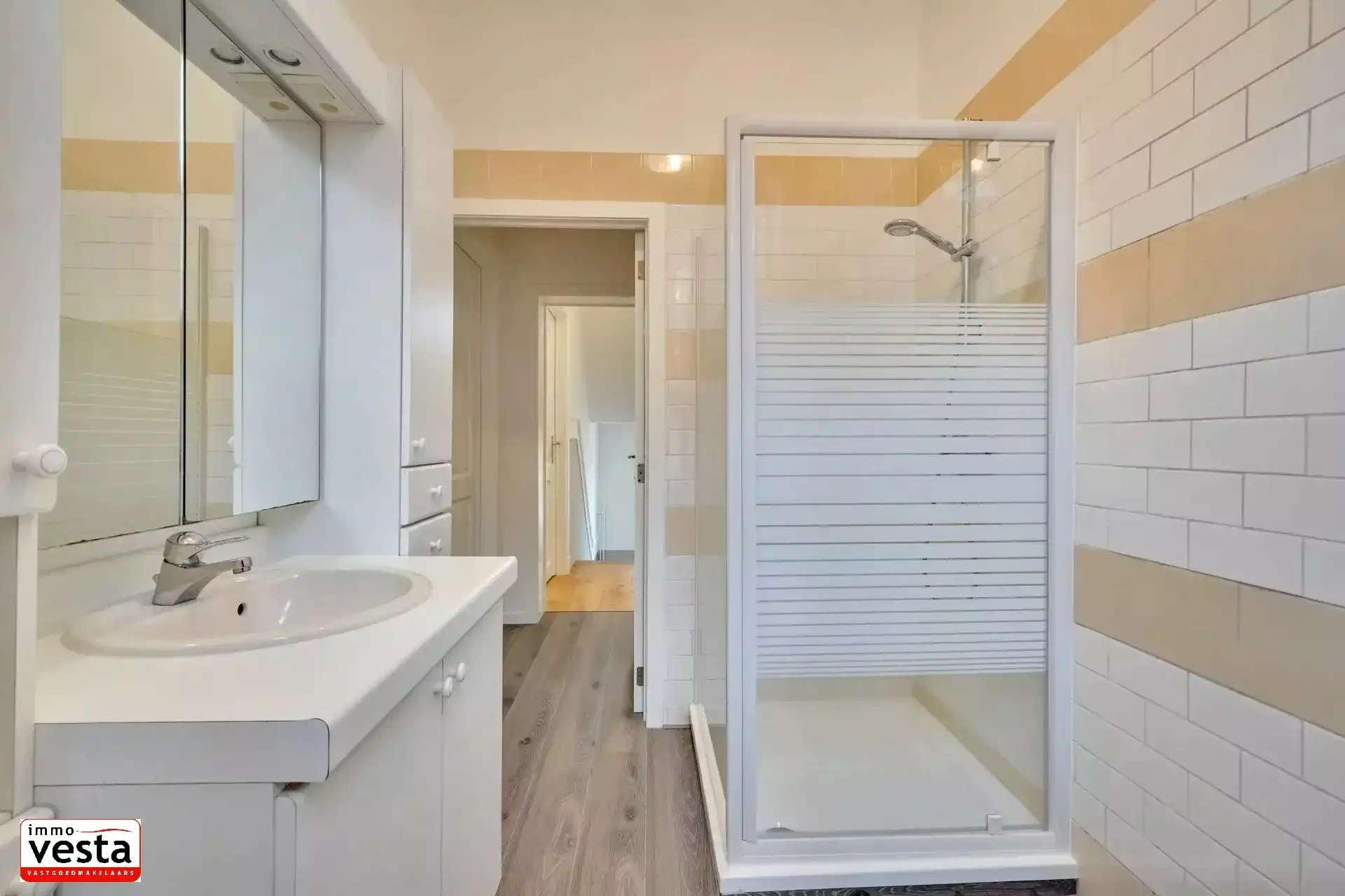 Goed gelegen, energetisch gerenoveerde stadwoning foto 17