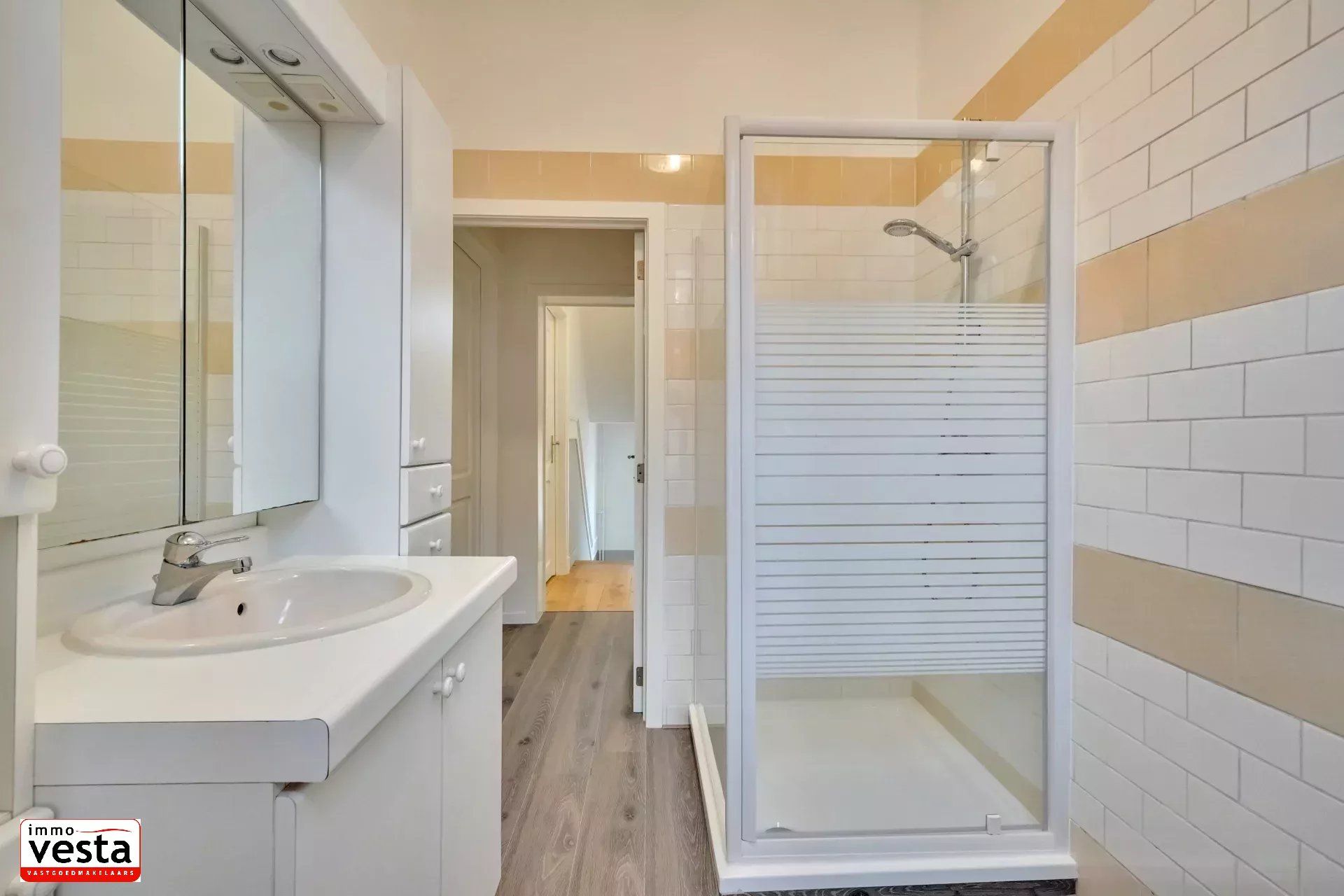 Goed gelegen, energetisch gerenoveerde stadwoning foto 17