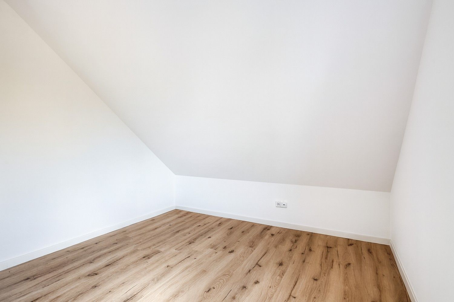 Recent gerenoveerd en energiezuinig duplex-appartement met 3 slaapkamers in Oudsbergen foto 11