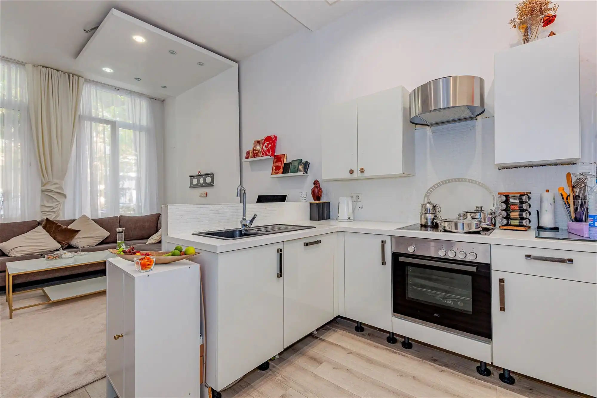 Gerenoveerde kangoeroe-woning met 5 slpk en 3 badkamers te koop in Antwerpen foto 3